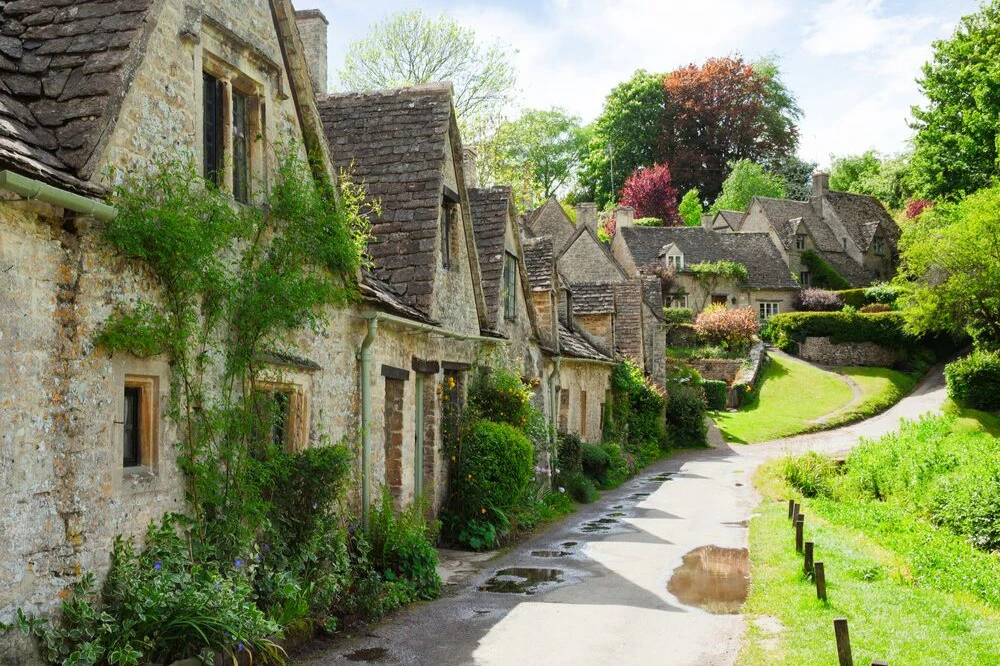 Cotswolds: Guided Day Tour from London + Optional Lunch