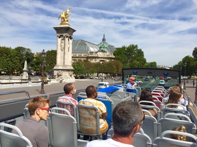 Tootbus Paris: Экологически чистый автобус Hop-on Hop-off Билет - 5