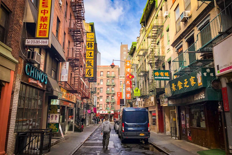 Lower East Side, Chinatown & Little Italy Tour (French) in New York, New York City
