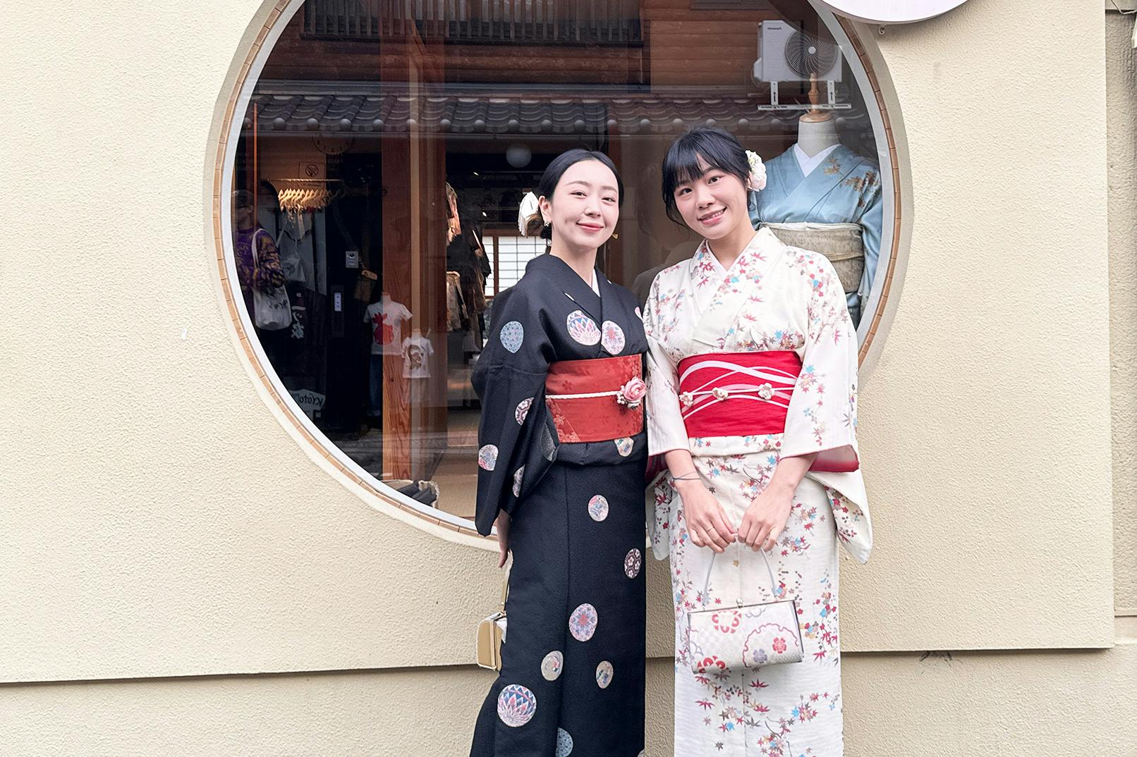 Kyoto Kimono Rei Kiyomizu Store: Basic Komon Kimono Rental Experience for Women - Photo 4