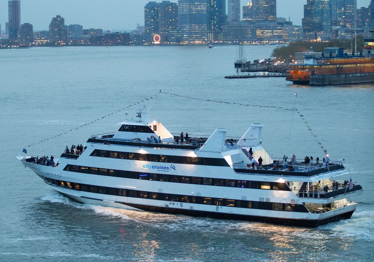 New York Signature Lunch Cruise