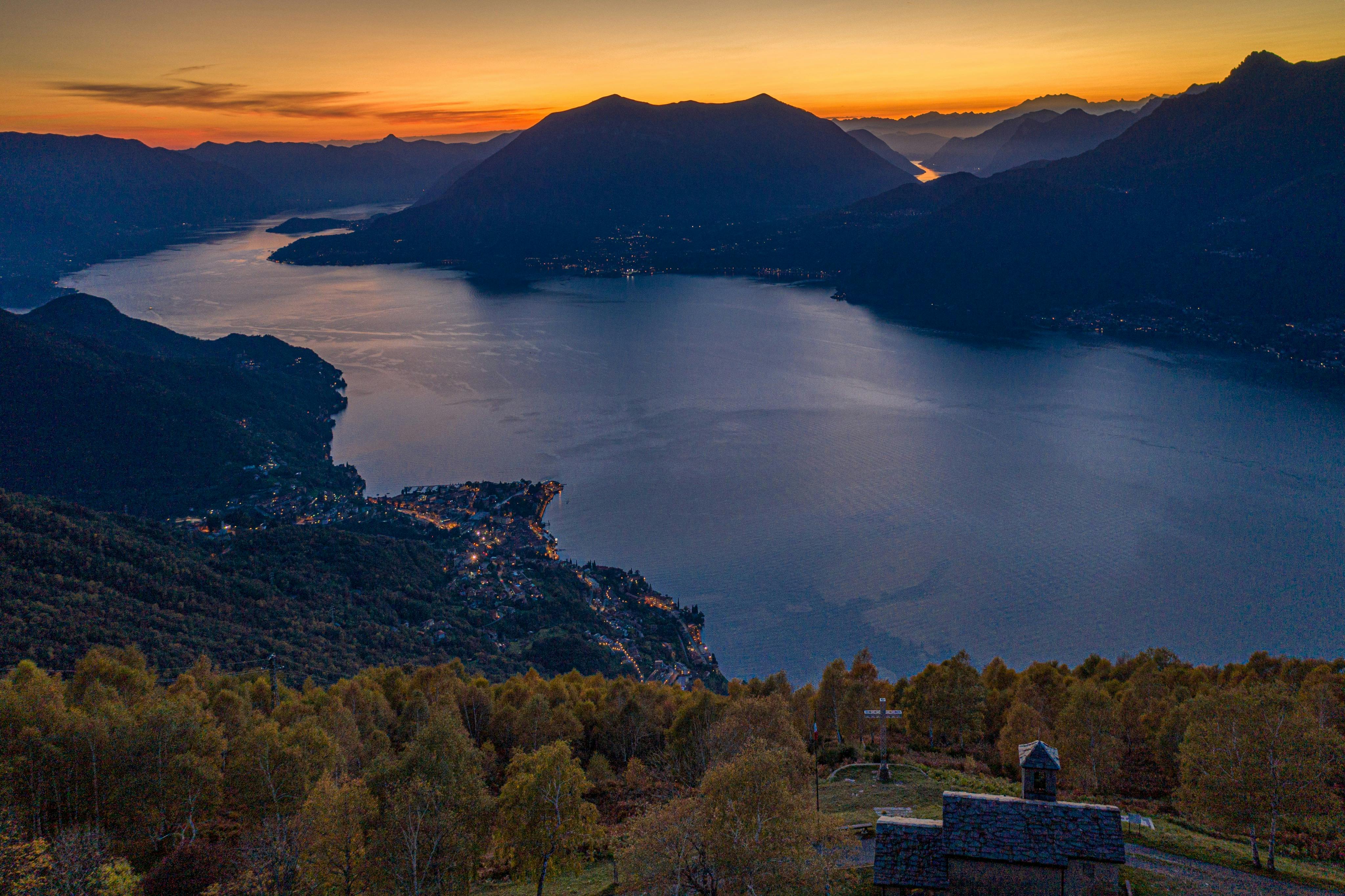 Вид на озеро Комо