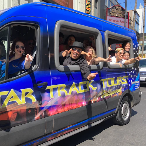 Hollywood Star Tour + Warner Bros. Studio Tour Hollywood - Photo 6