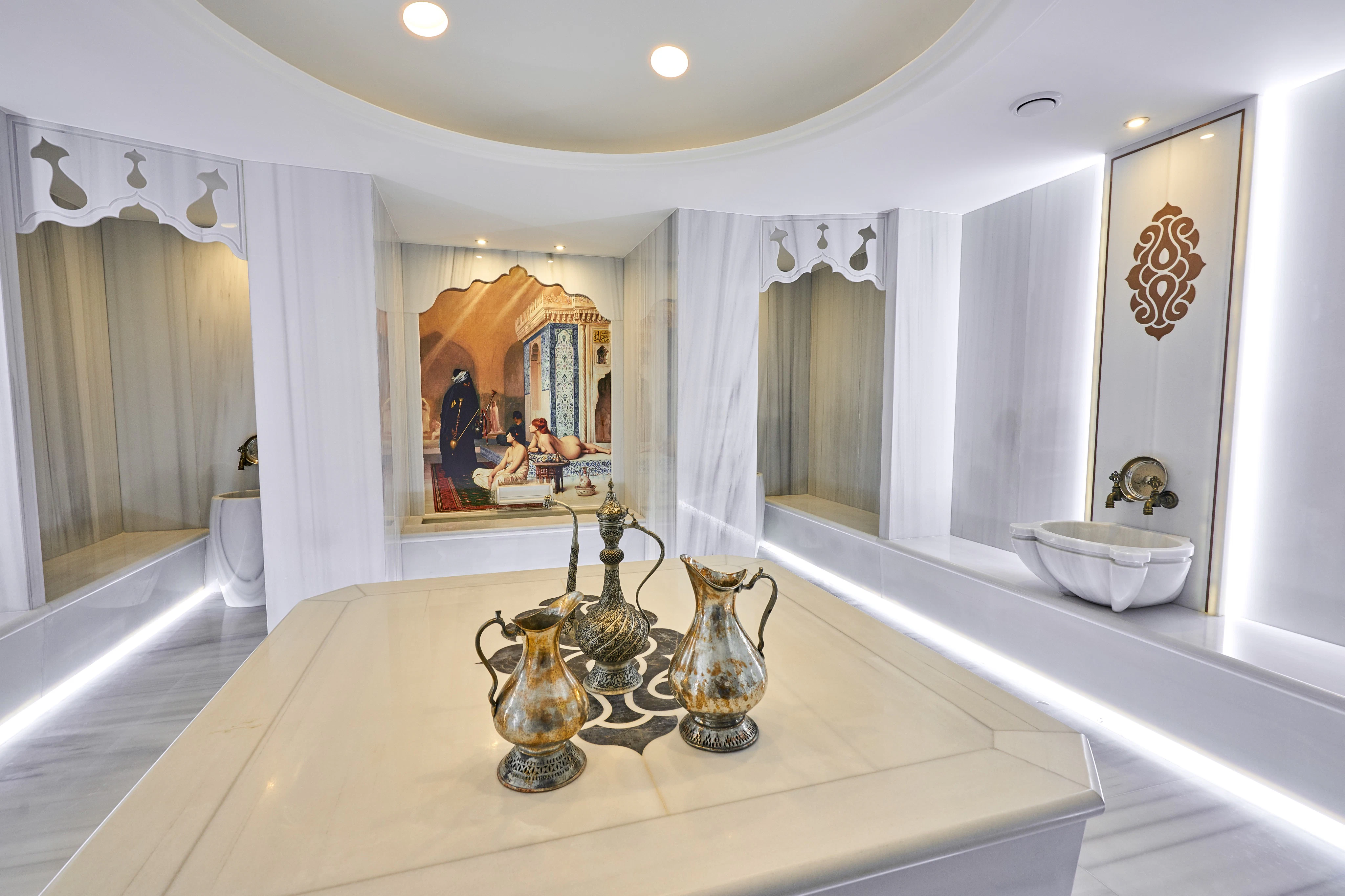 Istanbul: Turkish Bath, Spa & Massage Experience in Sisli
