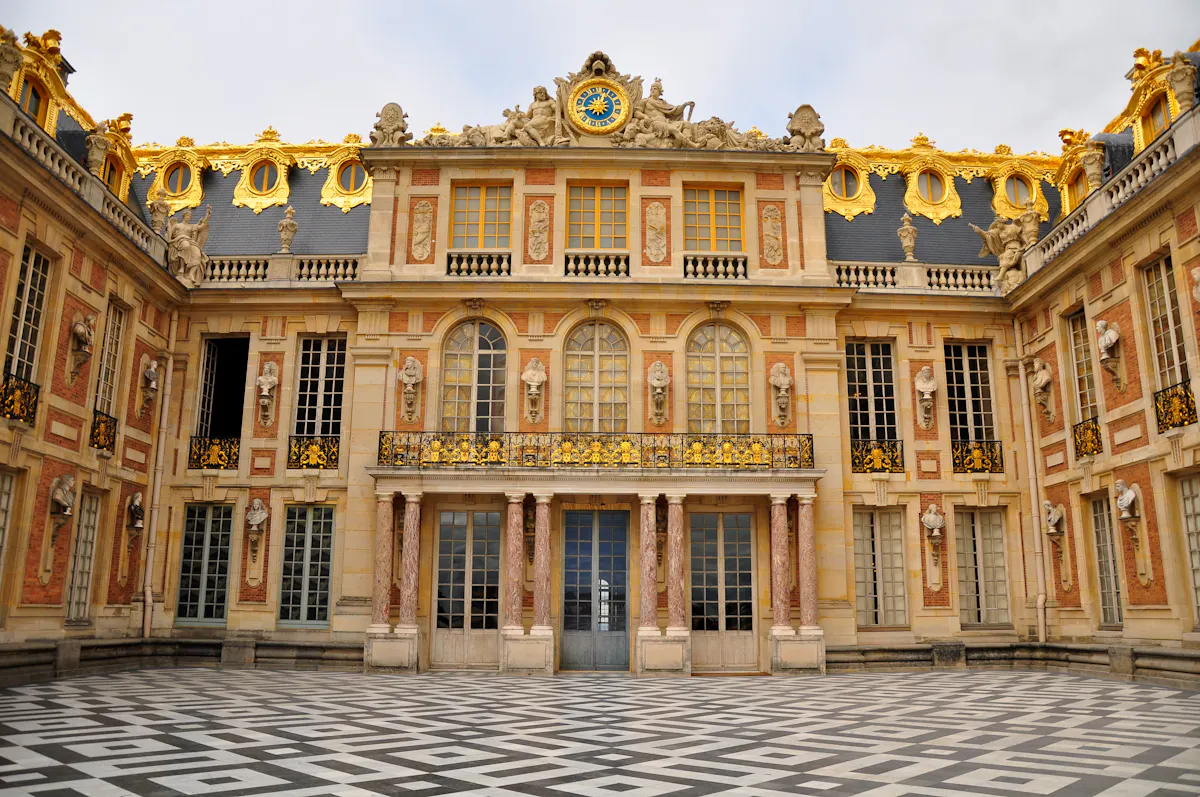 Palace of Versailles: Entry Ticket + Gardens + Estate of Trianon