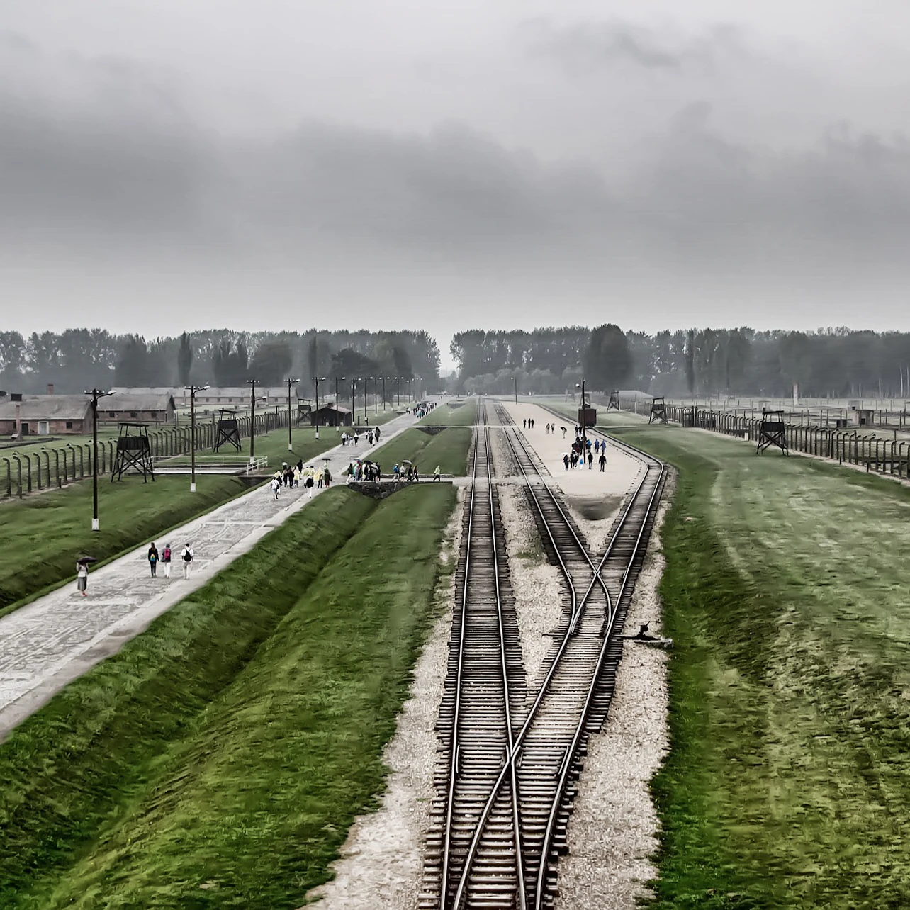 Auschwitz-Birkenau: Guided Tour + Transport in Krakow – Tiqets