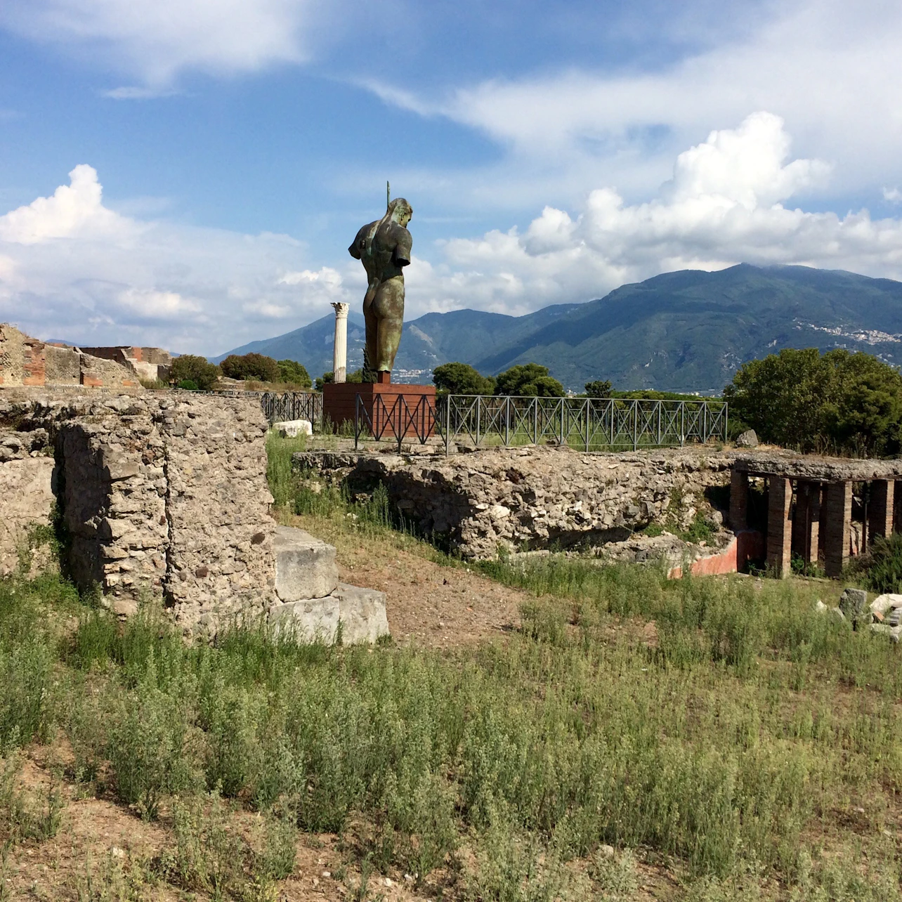 Desde Nápoles: Pompeya y Costa Amalfitana: excursión de un día con almuerzo