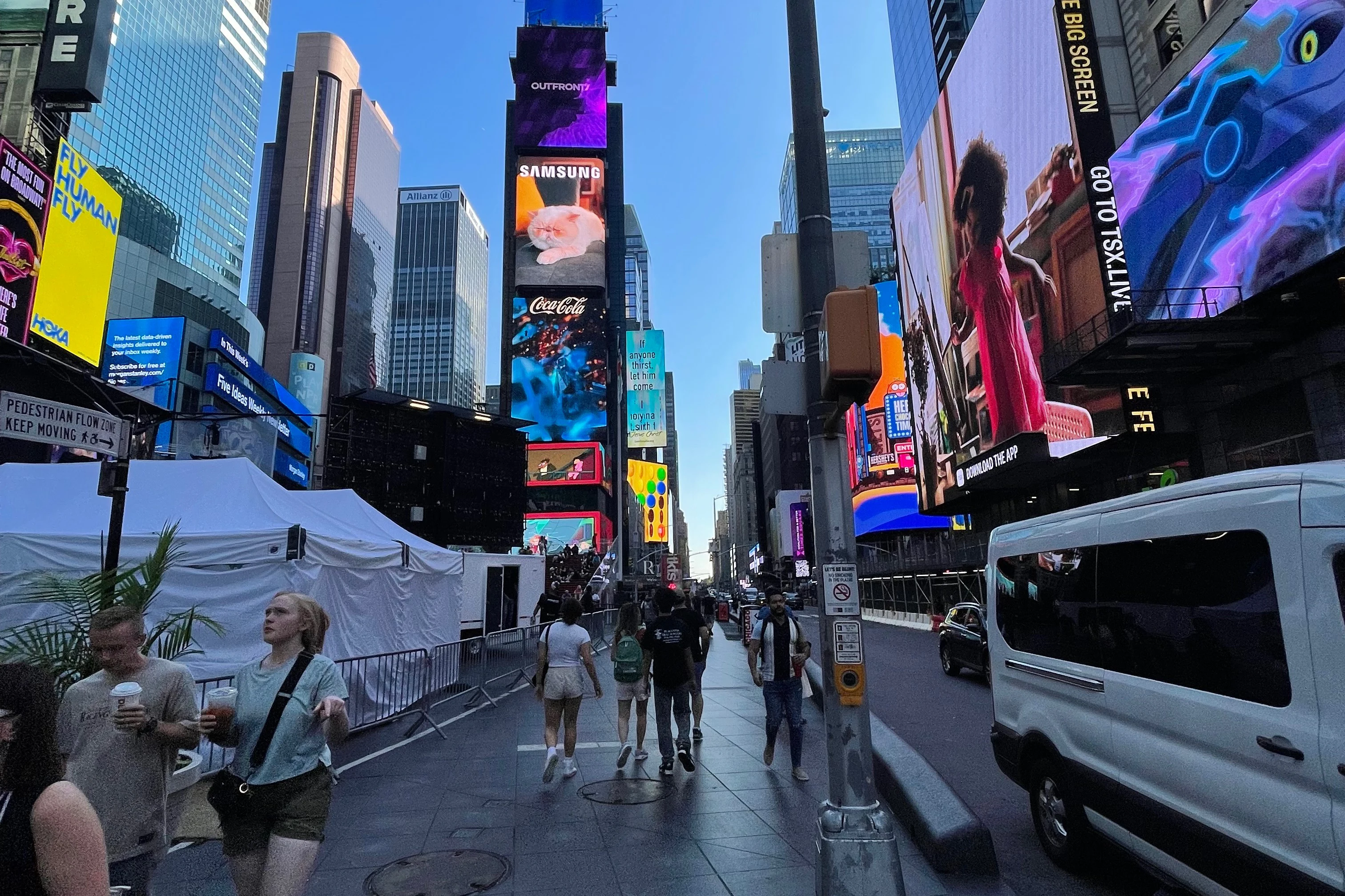 New York: 6-Hour Guided Bus & Boat Tour by the Statue of Liberty