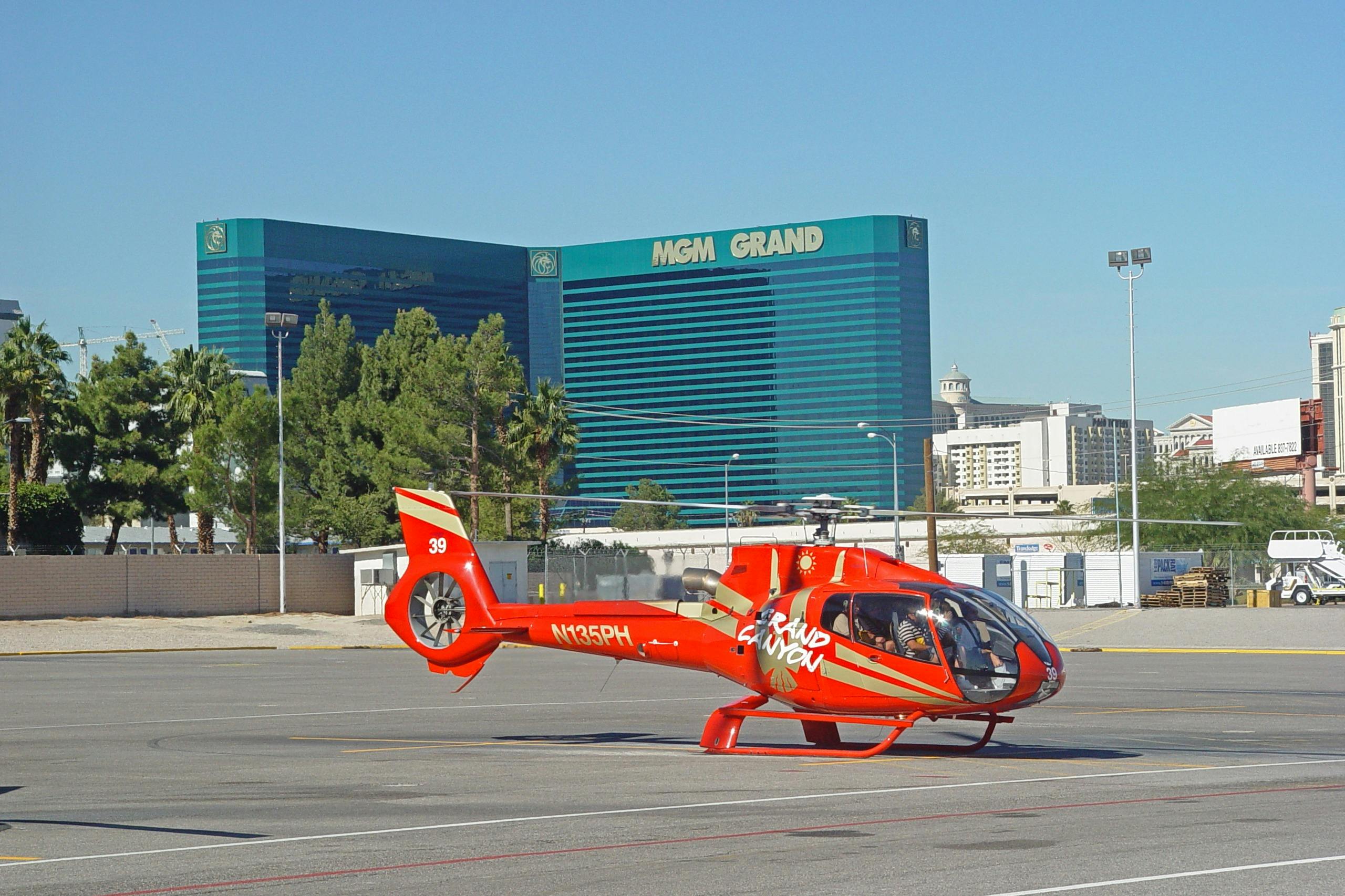 Ace of Adventure Flight Over the Grand Canyon