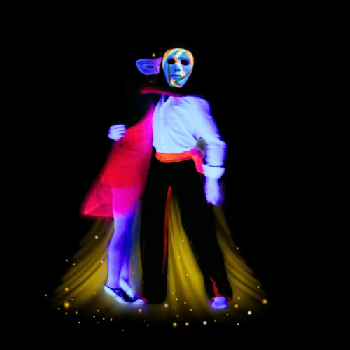 Teatro HILT Black Light: Show Imagens de Amor - Photo 3