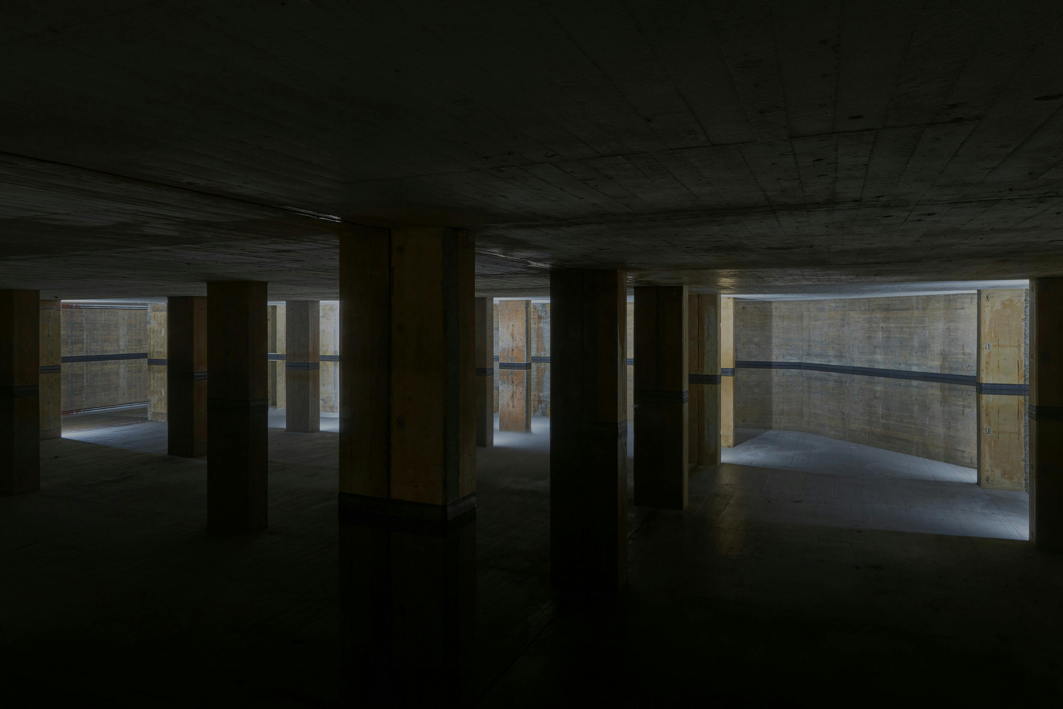 Pokoj u jezera ve spodním patře kolekce Feuerle.