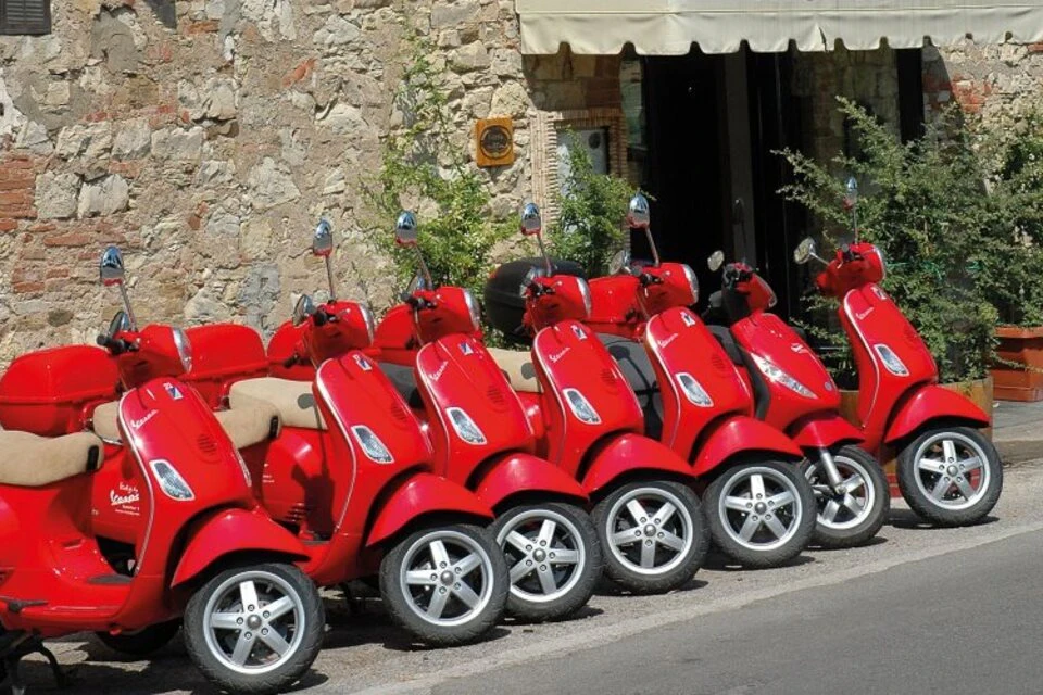 Chianti: Scenic Vespa Tour + Wine Tasting Tickets