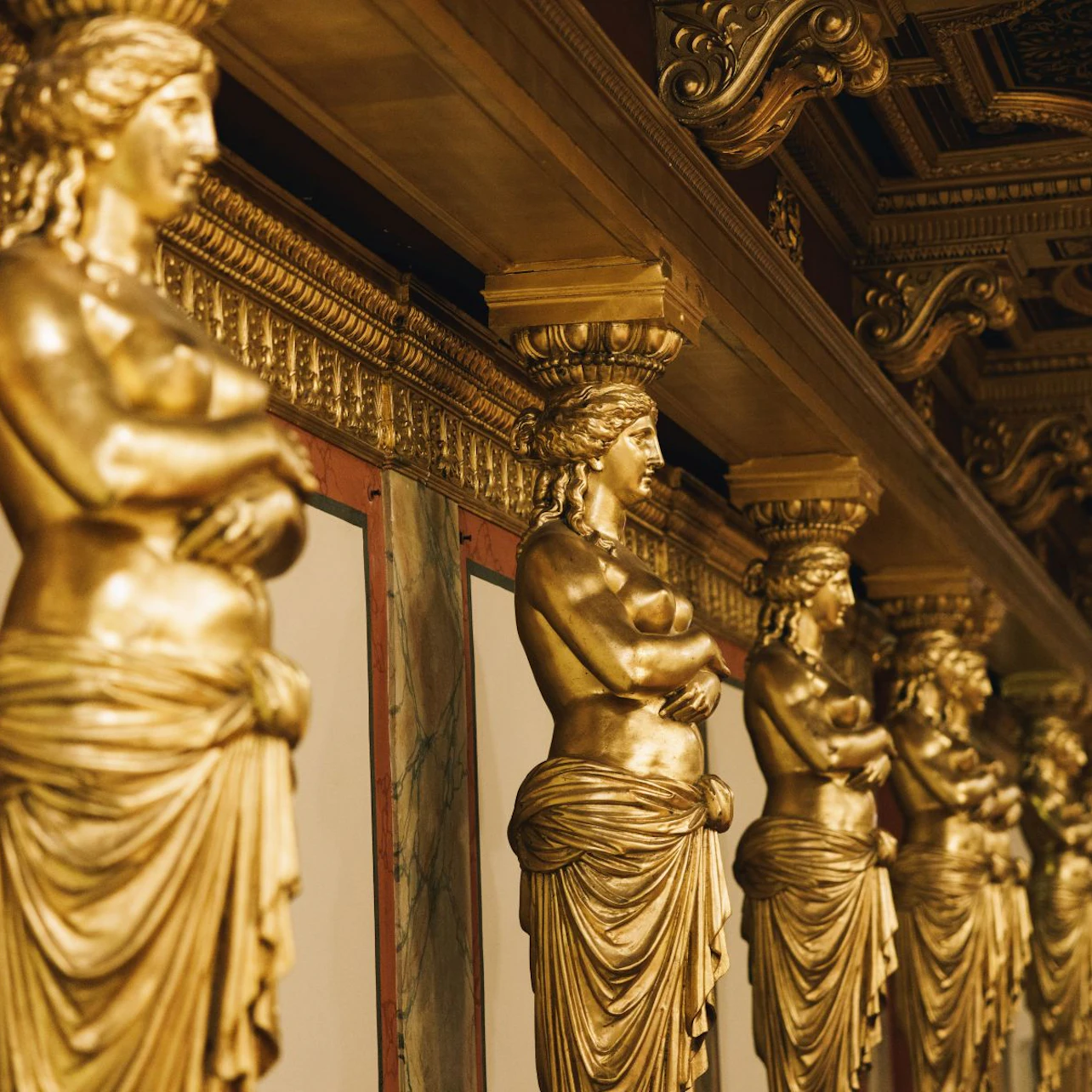 Musikverein Vienna: Mozart Concert VIP Experience + Dinner + Carriage Ride