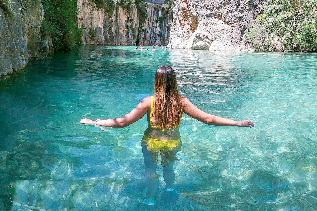 Montanejos Hot Springs & Girlfriend Waterfall: Guided Tour from Valencia + Lunch