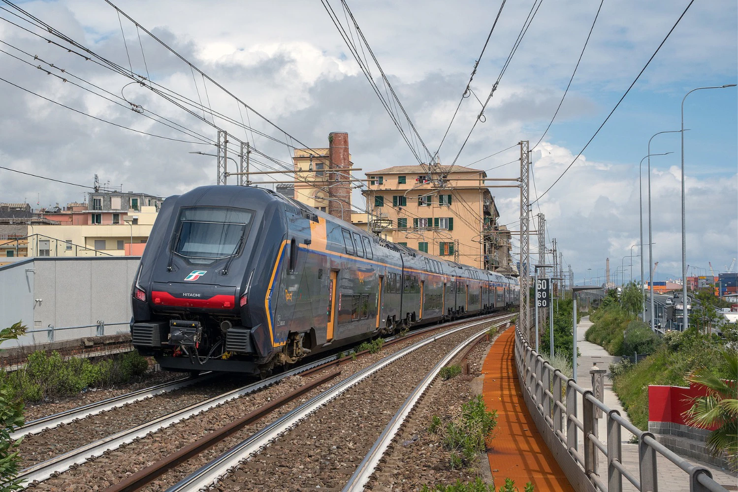 Brenzone Sul Garda: Garda Link Bus + Train from Venice