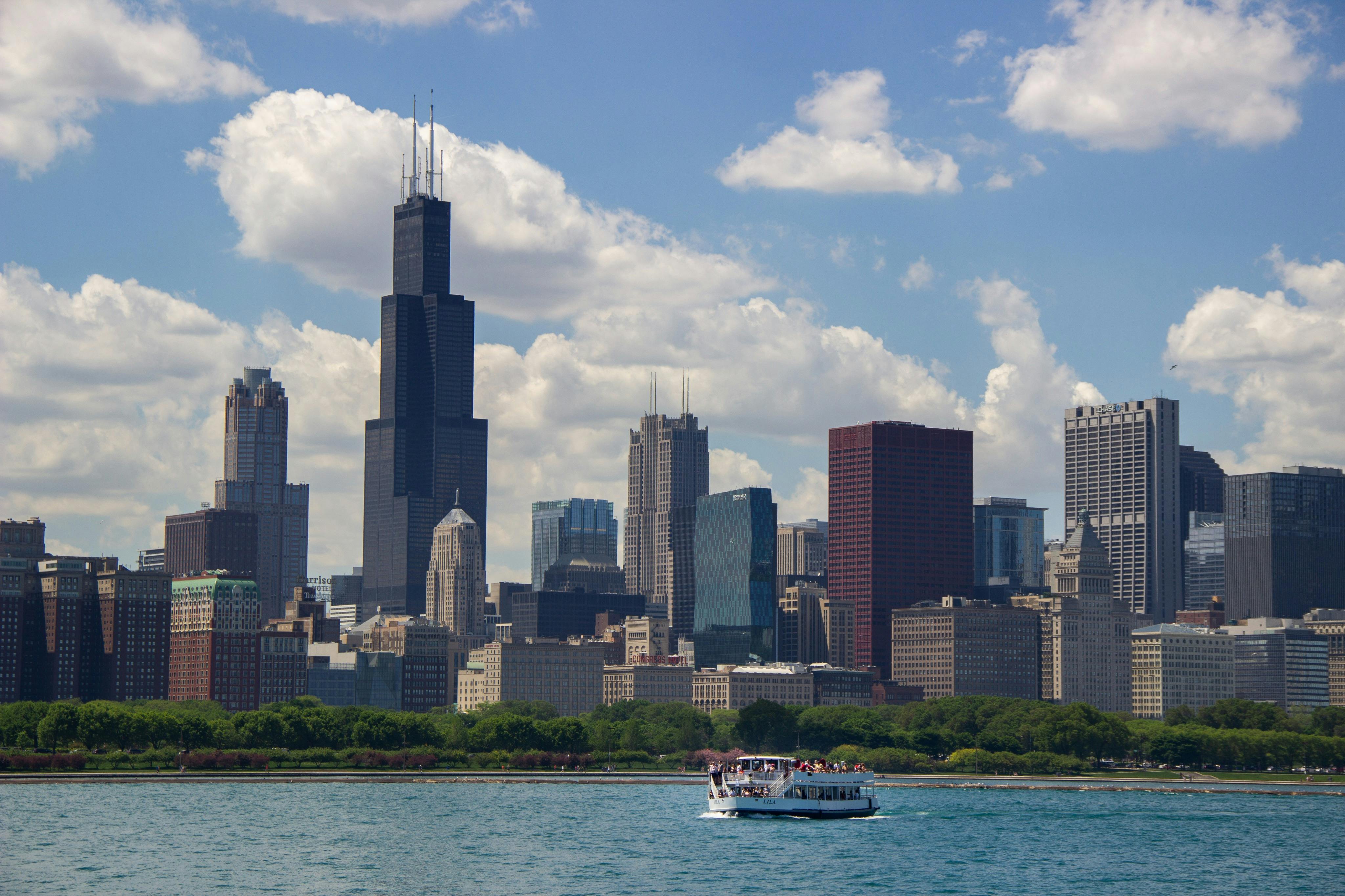 Enjoy the greatest views and photo opportunities in the entire city. 