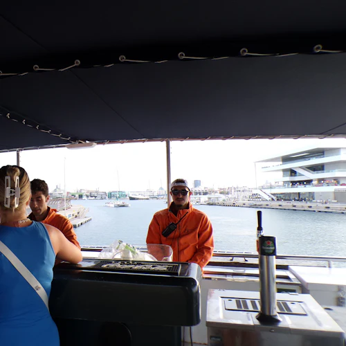 Valencia: Catamaran Cruise + Mussel & Wine Tasting - Photo 2