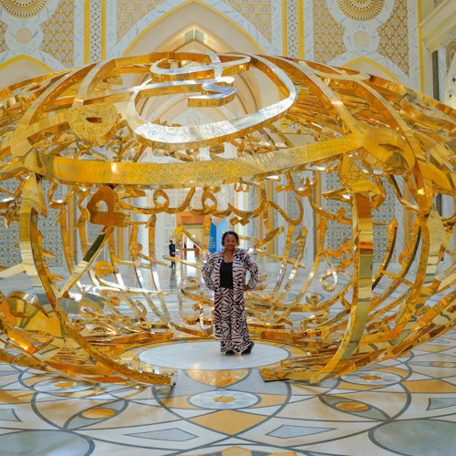 Passeio de um dia saindo de Dubai: Grande Mesquita Sheikh Zayed, Qasr Al Watan e Etihad Tower - Photo 6