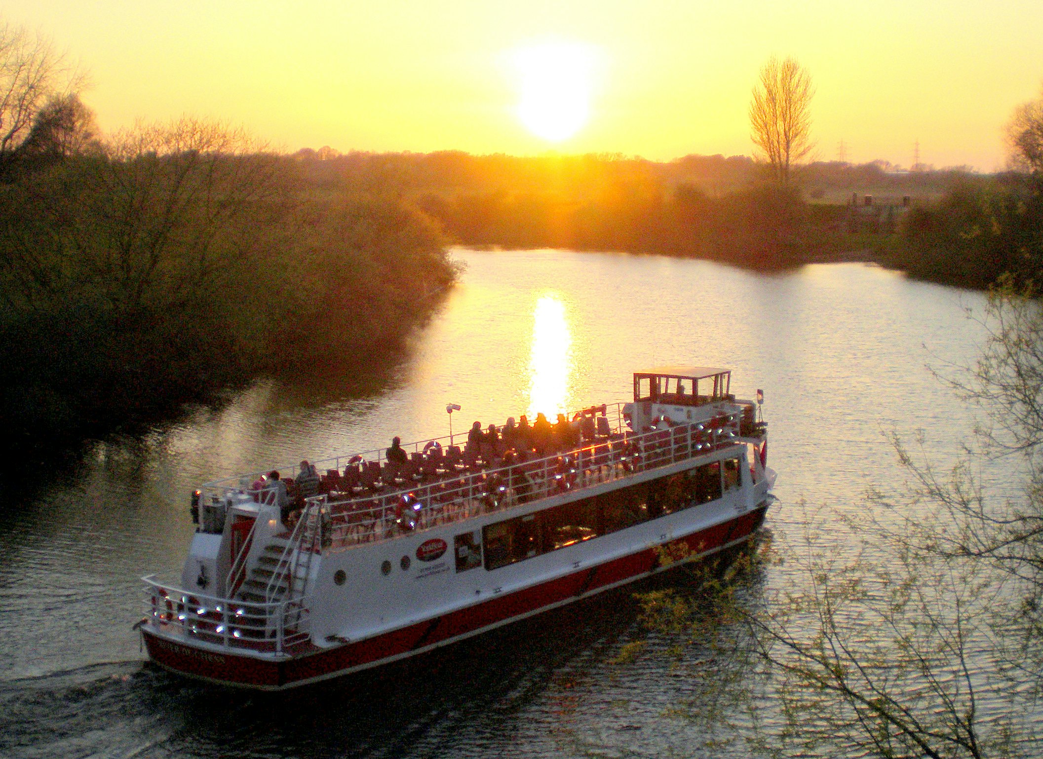 York: Evening Escape Cruise on the River Ouse
