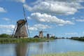 Os famosos moinhos de vento de Kinderdijk