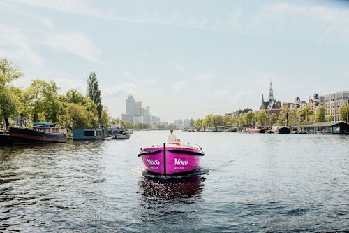アムステルダム：モコ運河ツアー+オンボードバー(即日発券)