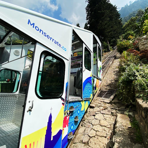 Monserrate: Funicular ou teleférico ida e volta - Photo 7