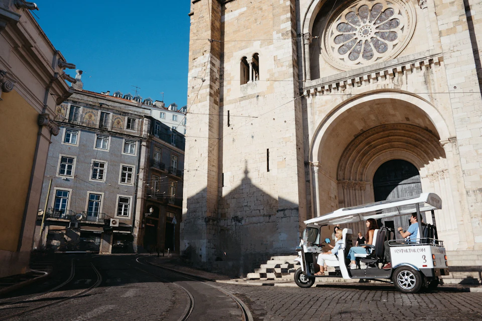 Tuk Tuk Lisbon