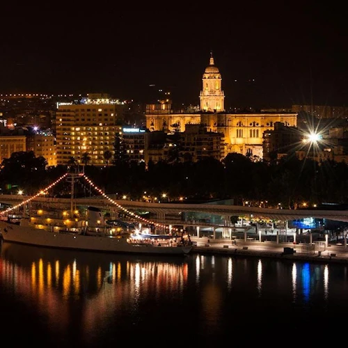 Malaga: Night Catamaran Cruise + Drink - Photo 4