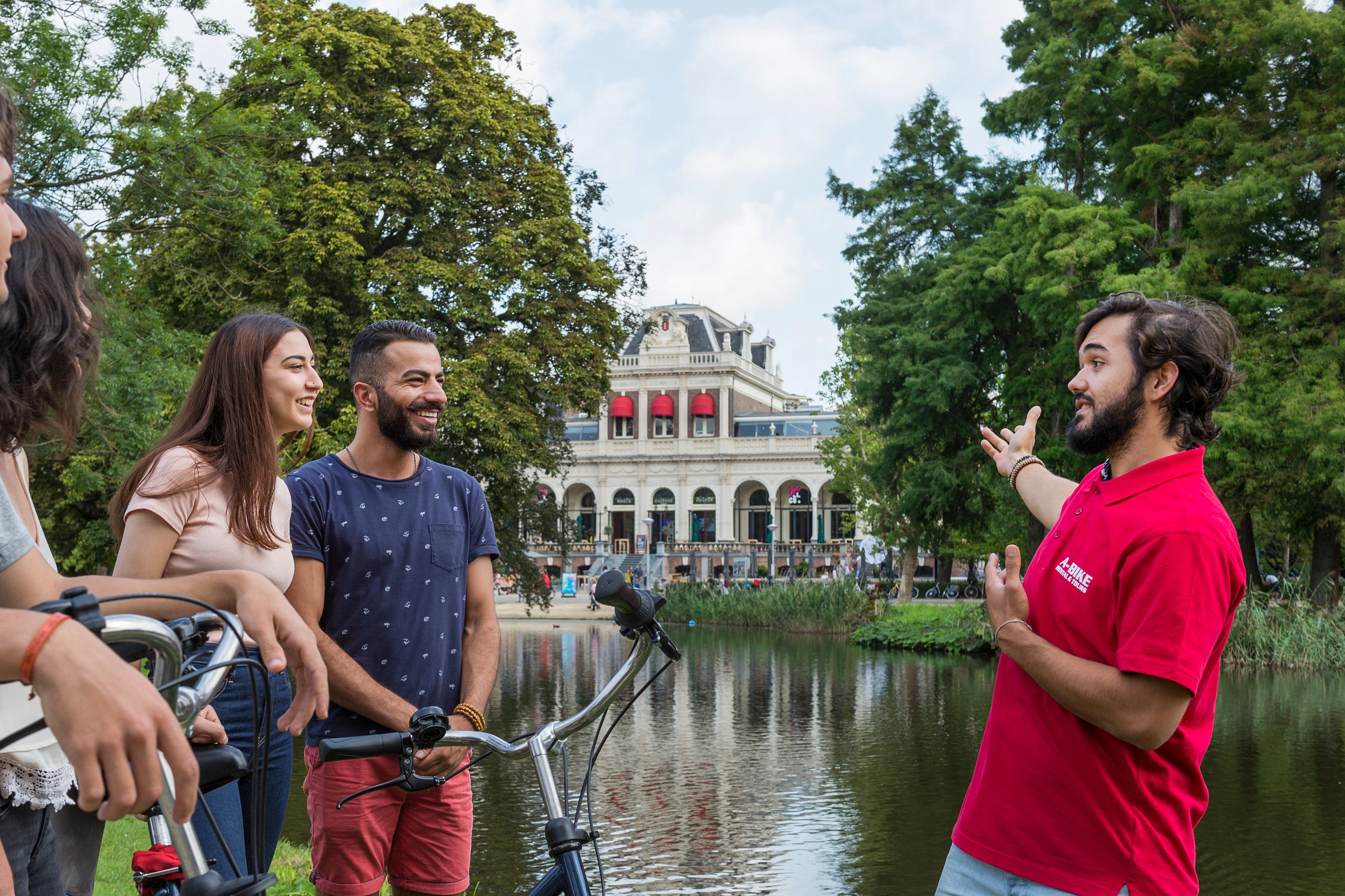 Amsterdam: Highlights Bike Tour