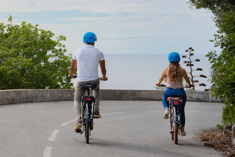 Visit Nice on an electric bike