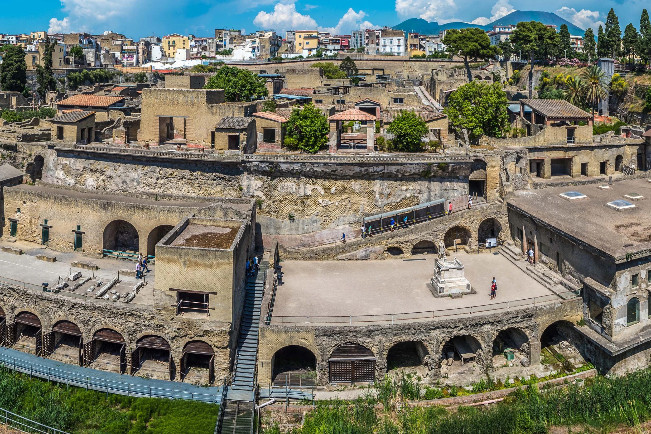 Vesuvius & Herculanuem: Skip The Line Ticket + Roundtrip From Pompeii
