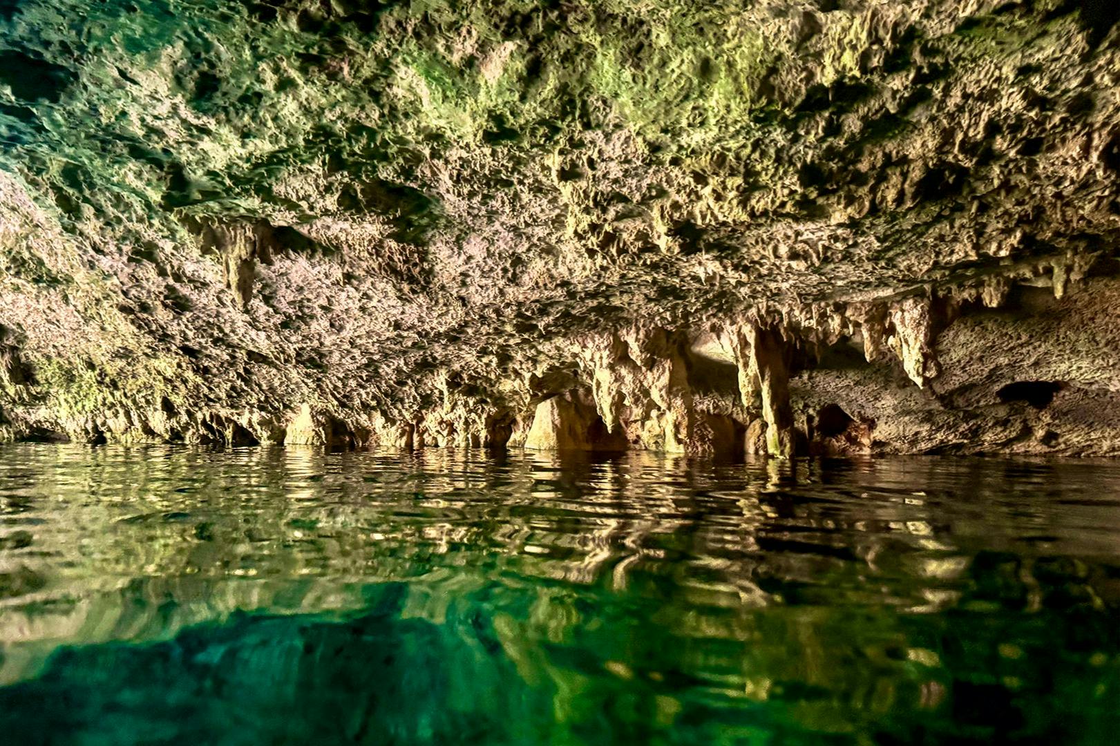 Περιήγηση με αναπνευστήρα στις σπηλιές