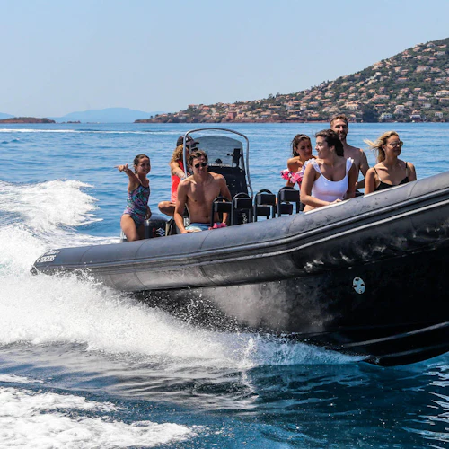 The Calanques of the Esterel: 1.5-Hr Boat Tour from Cannes