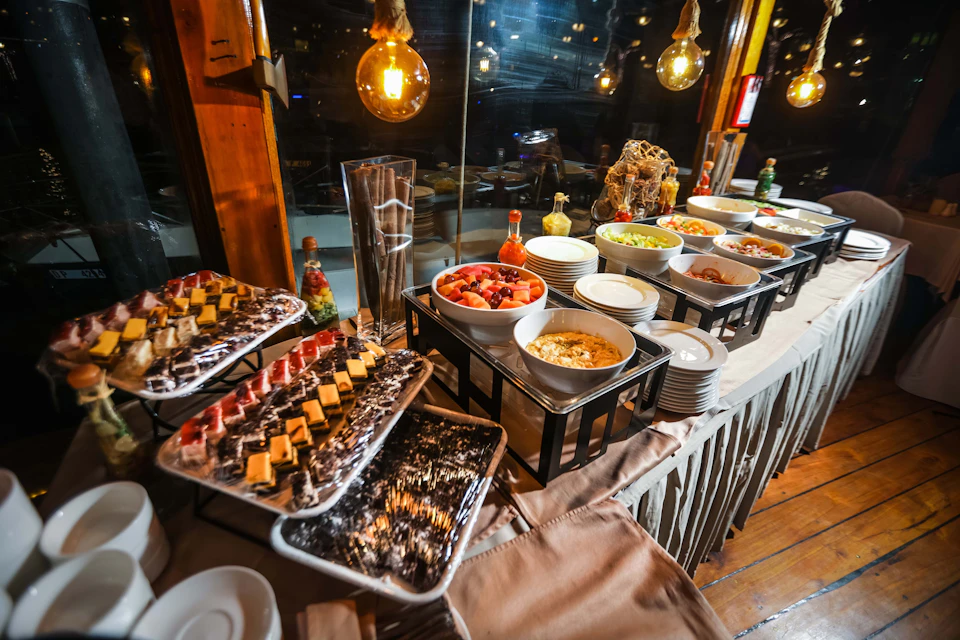 Buffet Lower Deck