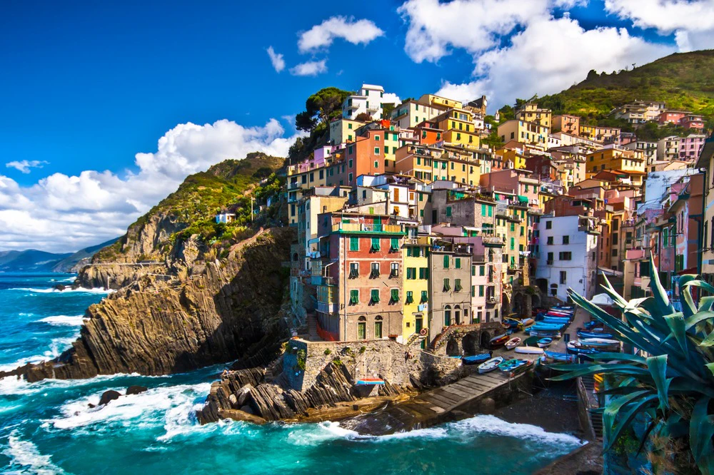 Cinque Terre: Day Trip from La Spezia with Limoncino Tastiing