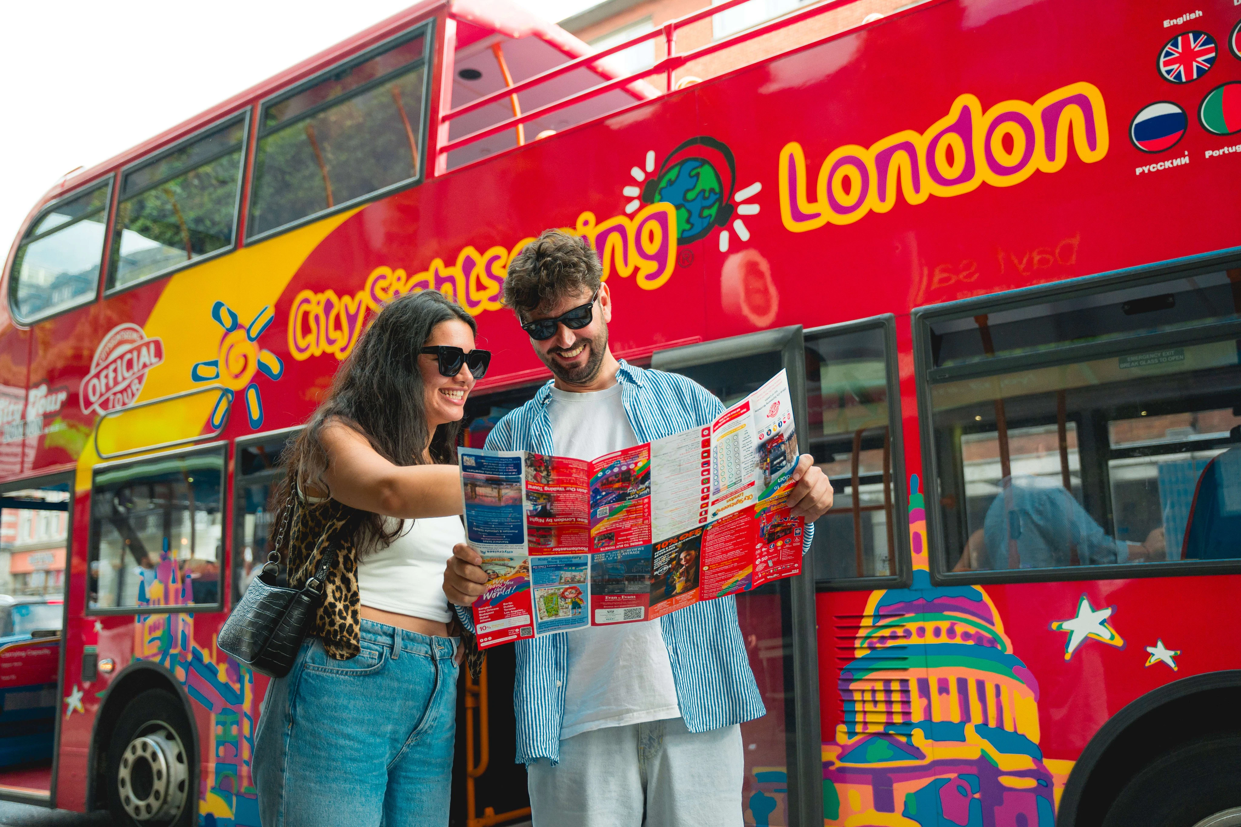 London: Hop-on Hop-off Bus + Uber Boat