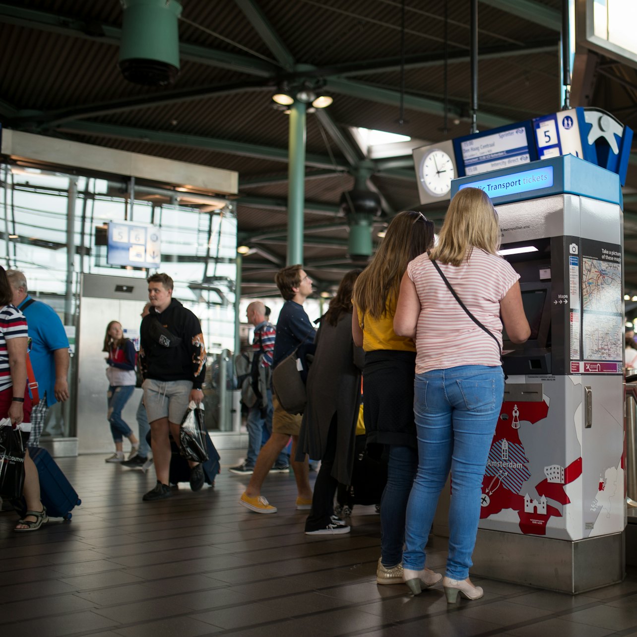 Amsterdam: Train, Tram, Bus, and Metro Travel Ticket in Amsterdam β Tiqets