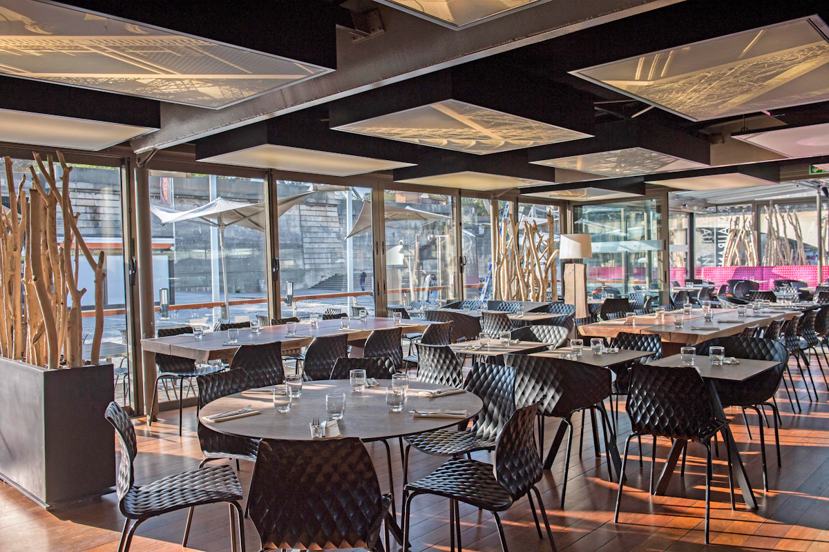 Seine River: Sightseeing Cruise + Lunch at Le Bistro Parisien — 5