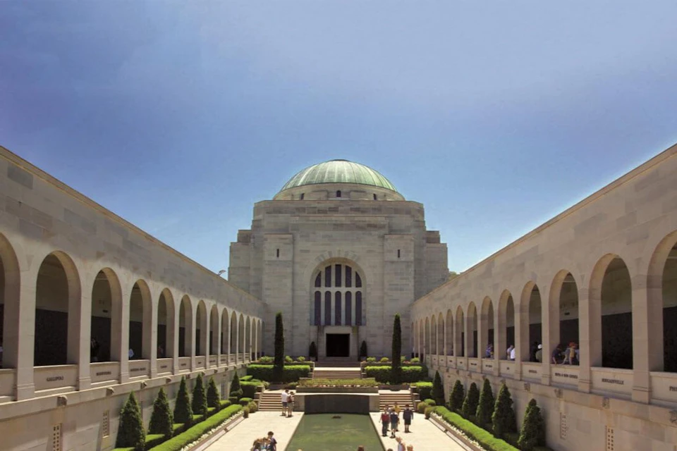 Highlights of Canberra Tour