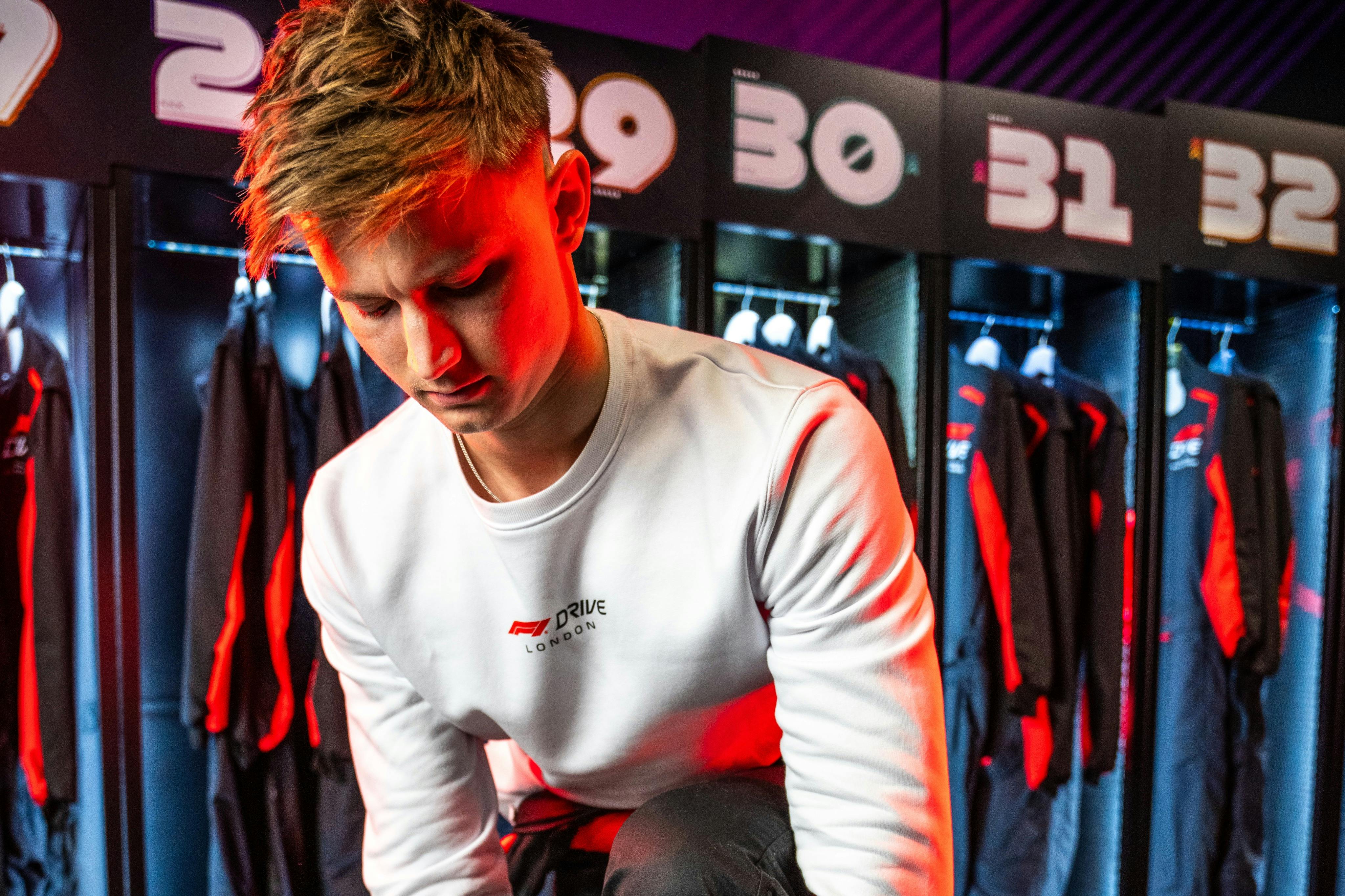 F1 DRIVE - London Race Suits