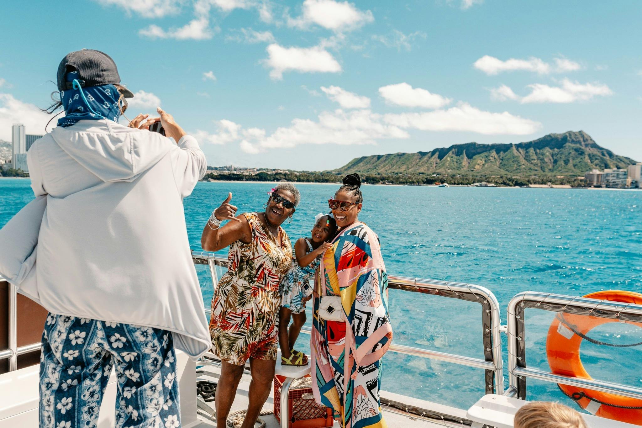 HAWAII GLASS BOTTOM BOAT TOURS
