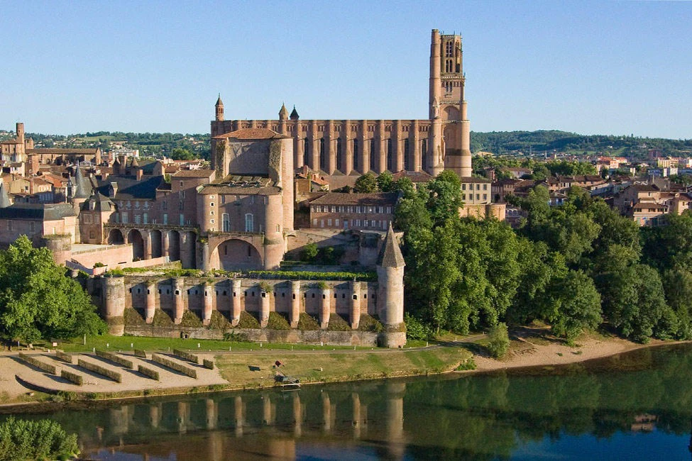 Albi & Cordes-sur-Ciel: Day Tour From Toulouse + Audio Guide