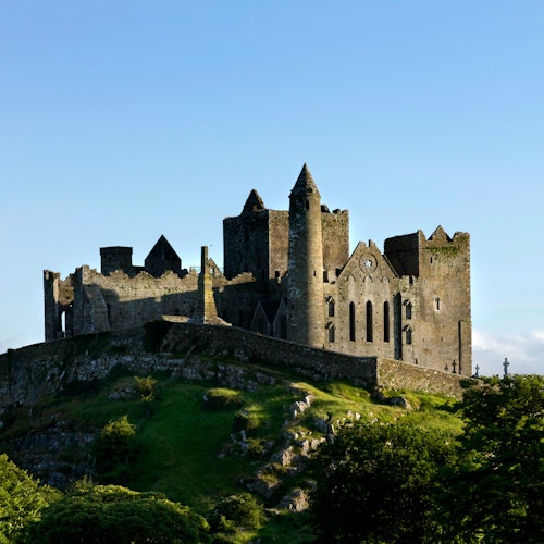 Blarney, Rock of Cashel & Cahir Castles: Day Tour From Dublin