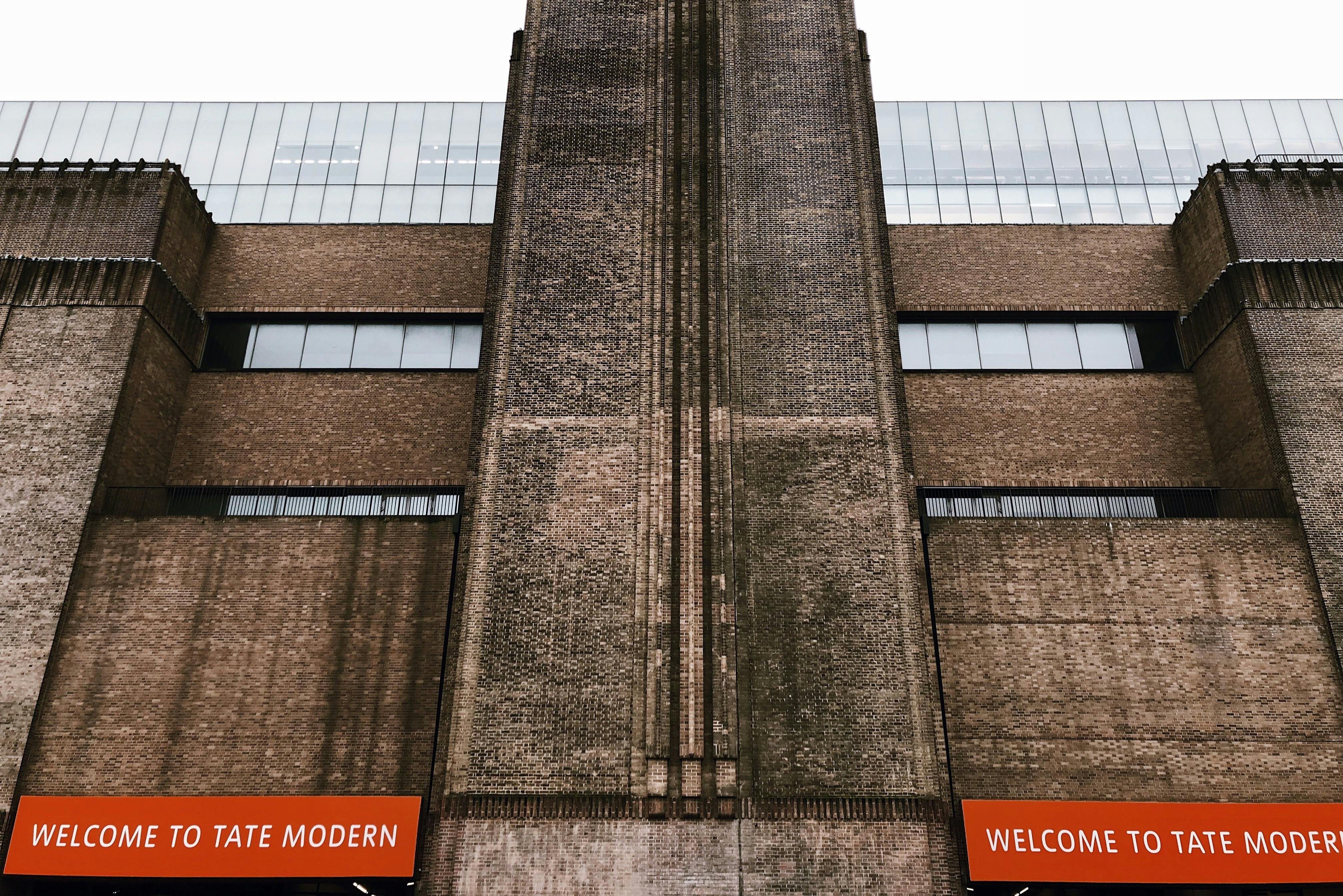 Tower Bridge and Tate Modern Museum
