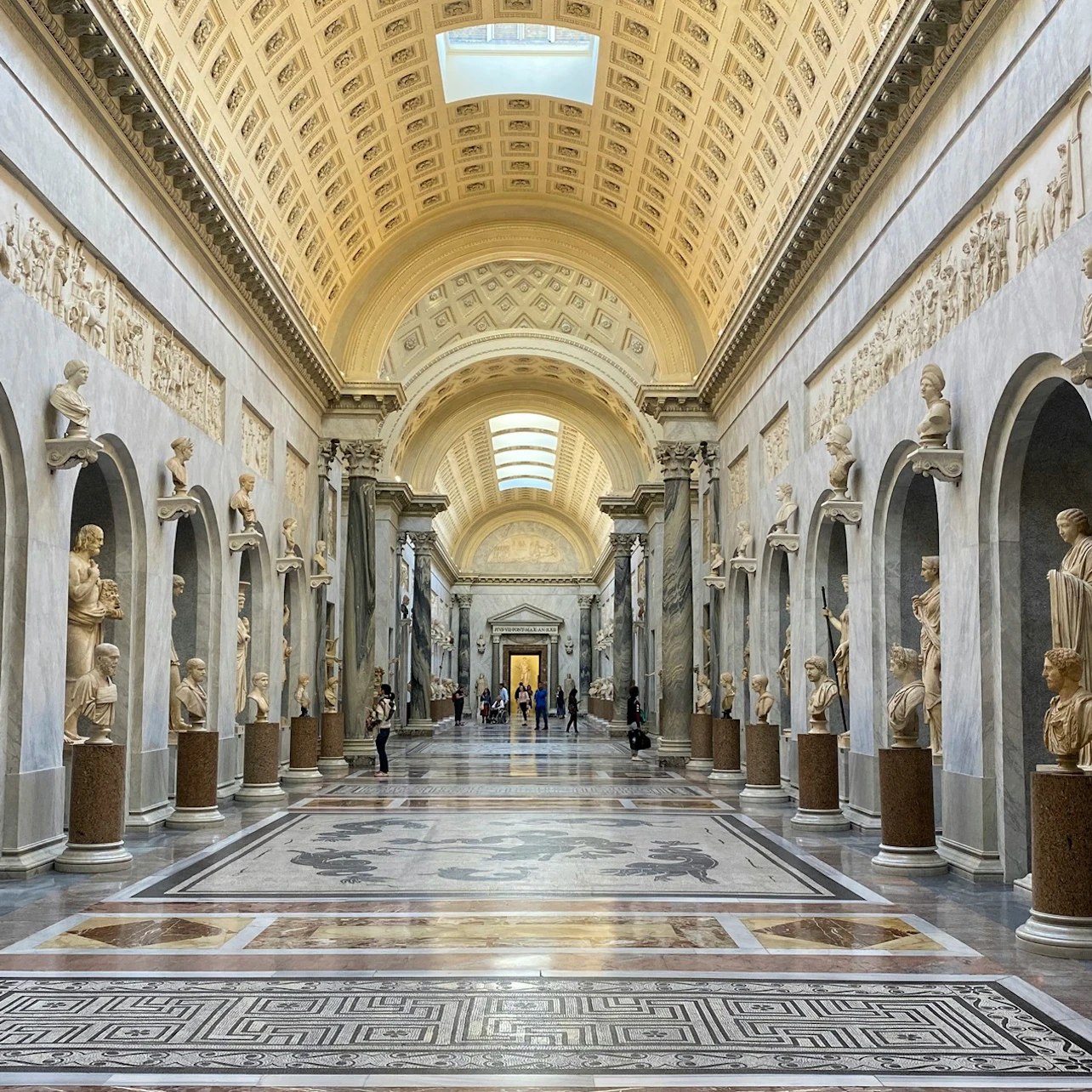 Vatican Museums & Sistine Chapel: Guided Tour + Priority Entry