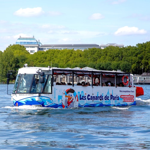 セーヌ川：水陸両用バスで行くパリツアー(即日発券)