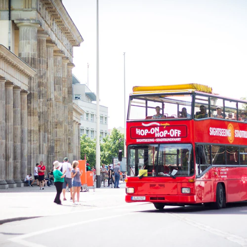 Red Sightseeing Berlim: 24 ou 48 horas Hop-on Hop-off Bus Tour + audioguia - Photo 3