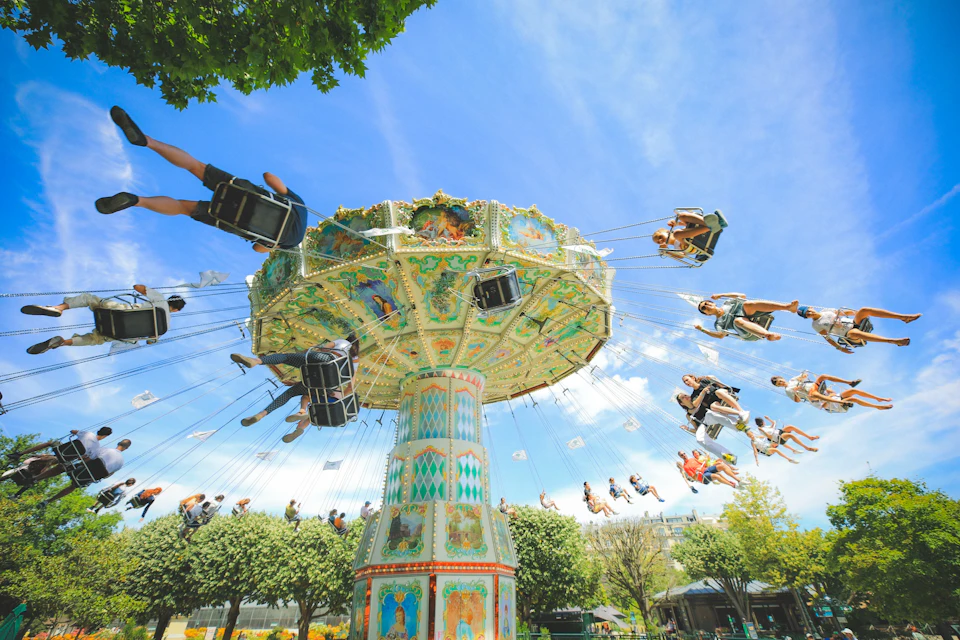 The flying chair attraction at the Jardin d'Acclimatation