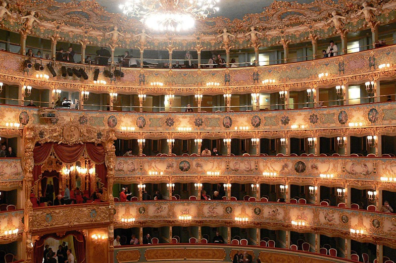 Teatro La Fenice: Skip the Line + Audio Guide — Skip-the-Line in Venice