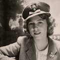 写真の世紀であるロイヤルポートレート。 セシル・ビートン、エリザベス王女、1942年